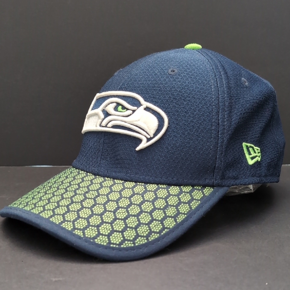 New ERA,39thirty ,NFL Seattle Seahawks Men's Blue/Green Hat, Size ML.